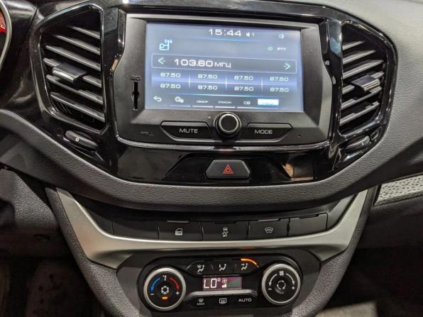 Lada (ВАЗ) Vesta I с пробегом 2019 года, цена 945 000 рублей, 168000 км, универсал, Автокод Объявления