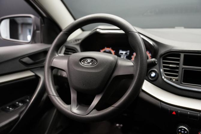 Lada (ВАЗ) Vesta I Рестайлинг (NG) с пробегом 2023 года, цена 1 220 000 рублей, 21702 км, седан, Автокод Объявления