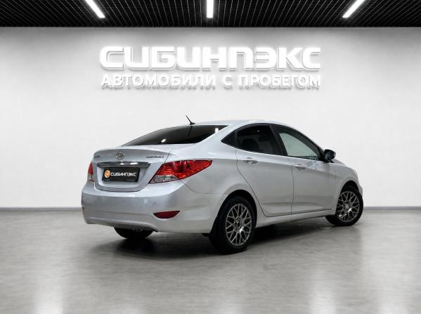 Hyundai Solaris I с пробегом 2013 года, цена 820 000 рублей, 224000 км, седан, Автокод Объявления