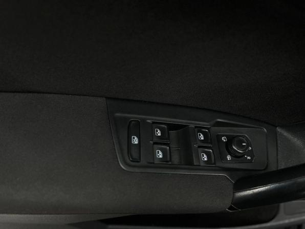 Volkswagen Tiguan II с пробегом 2019 года, цена 2 769 900 рублей, 91802 км, внедорожник, Автокод Объявления