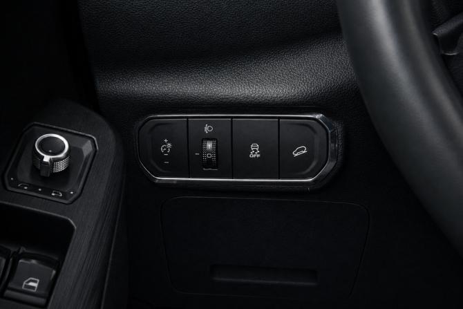 Haval Jolion I с пробегом 2022 года, цена 1 369 000 рублей, 184000 км, внедорожник, Автокод Объявления
