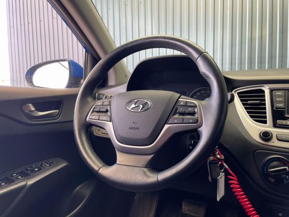 Hyundai Solaris II с пробегом 2019 года, цена 1 397 000 рублей, 127959 км, седан, Автокод Объявления