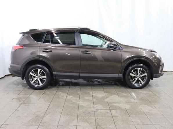 Toyota RAV4 IV (XA40) Рестайлинг с пробегом 2018 года, цена 1 700 000 рублей, 293807 км, внедорожник, Автокод Объявления