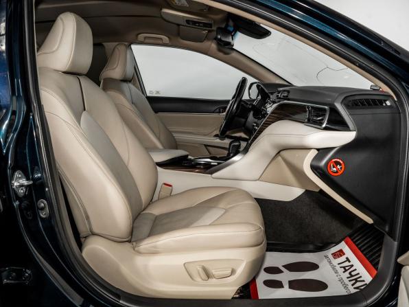 Toyota Camry VIII (XV70) с пробегом 2019 года, цена 2 650 000 рублей, 140763 км, седан, Автокод Объявления