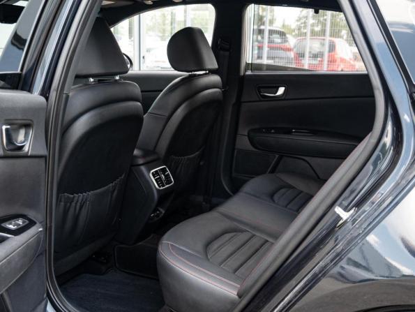 Kia Optima IV Рестайлинг с пробегом 2019 года, цена 2 300 000 рублей, 111842 км, седан, Автокод Объявления
