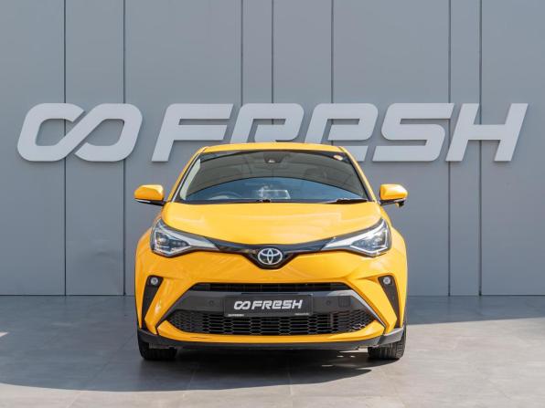 Toyota C-HR I Рестайлинг с пробегом 2019 года, цена 1 870 000 рублей, 84648 км, внедорожник, Автокод Объявления