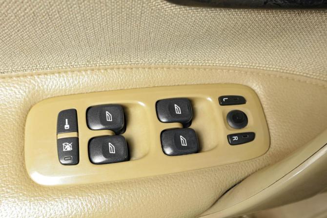 Volvo XC70 I с пробегом 2003 года, цена 519 000 рублей, 315000 км, универсал, Автокод Объявления
