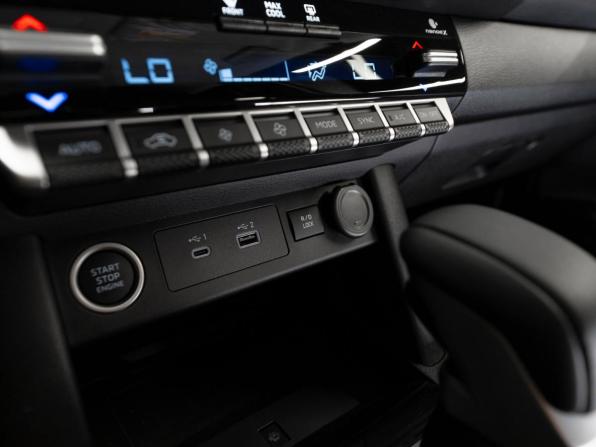 Mitsubishi L200 VI с пробегом 2025 года, цена 5 500 000 рублей, 50 км, пикап, Автокод Объявления