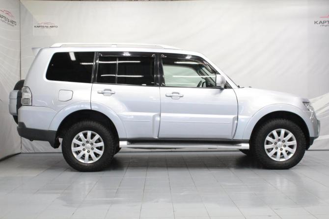Mitsubishi Pajero IV с пробегом 2006 года, цена 1 199 000 рублей, 324873 км, внедорожник, Автокод Объявления