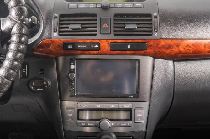 Toyota Avensis II с пробегом 2004 года, цена 839 000 рублей, 315000 км, седан, Автокод Объявления
