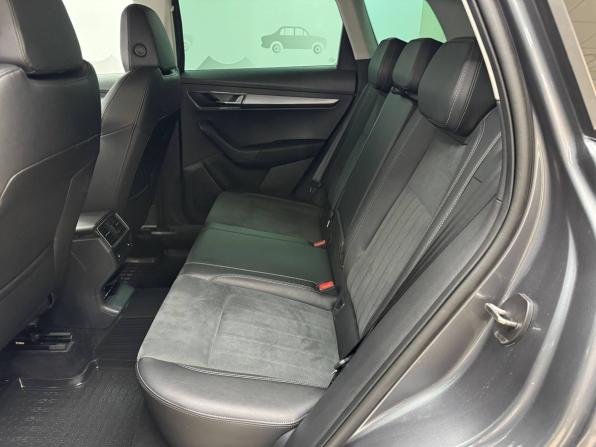 Skoda Karoq I с пробегом 2020 года, цена 2 320 000 рублей, 81189 км, внедорожник, Автокод Объявления