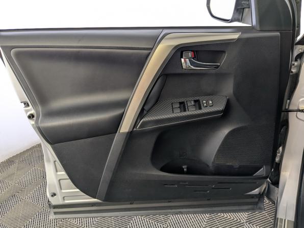 Toyota RAV4 IV (XA40) с пробегом 2014 года, цена 1 845 000 рублей, 133010 км, внедорожник, Автокод Объявления
