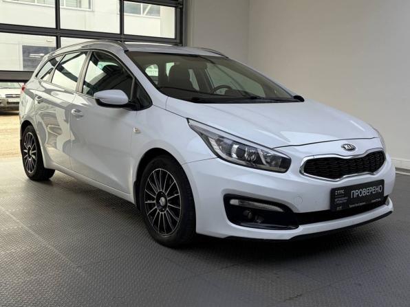 Kia Ceed II Рестайлинг с пробегом 2017 года, цена 1 365 000 рублей, 168767 км, универсал, Автокод Объявления
