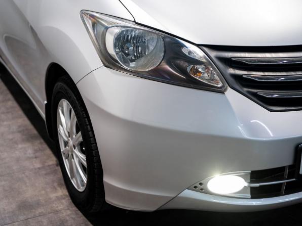 Honda Freed I с пробегом 2010 года, цена 930 000 рублей, 111231 км, компактвэн, Автокод Объявления
