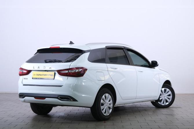 Lada (ВАЗ) Vesta I Рестайлинг (NG) с пробегом 2024 года, цена 1 299 000 рублей, 49500 км, универсал, Автокод Объявления