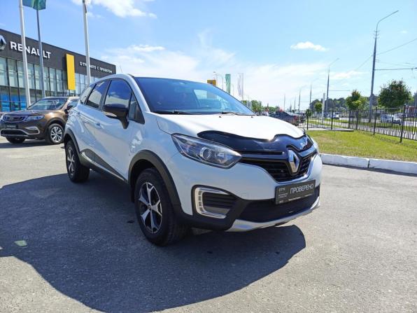 Renault Kaptur I с пробегом 2018 года, цена 1 210 000 рублей, 226847 км, внедорожник, Автокод Объявления