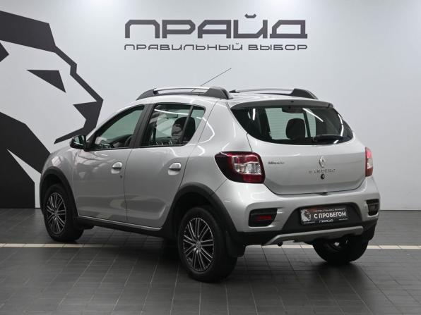 Renault Sandero II Рестайлинг с пробегом 2018 года, цена 1 229 900 рублей, 96000 км, хэтчбек, Автокод Объявления