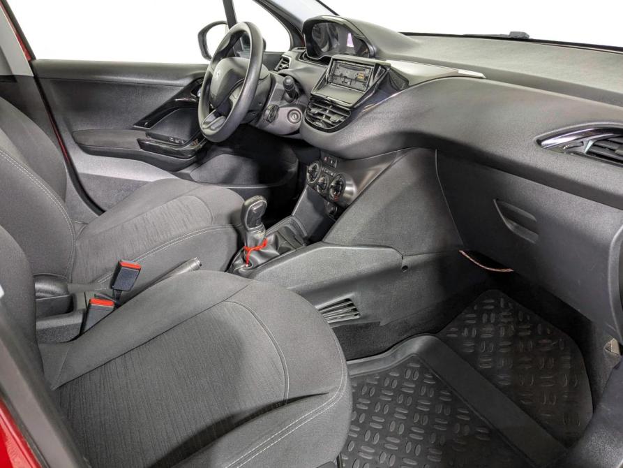 Peugeot 208 I Екатеринбург  - изображение 12