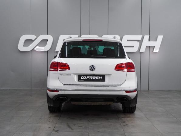 Volkswagen Touareg II Рестайлинг с пробегом 2015 года, цена 2 599 000 рублей, 200136 км, внедорожник, Автокод Объявления