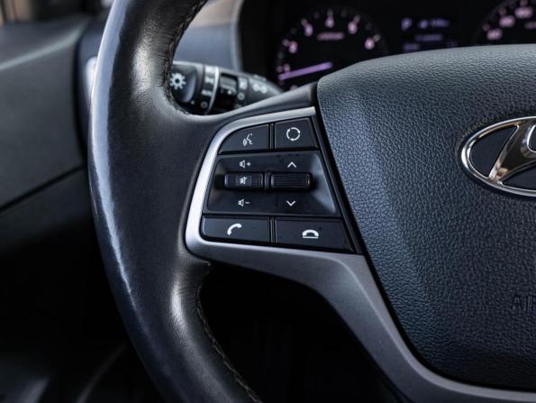 Hyundai Solaris II с пробегом 2018 года, цена 1 485 000 рублей, 87672 км, седан, Автокод Объявления
