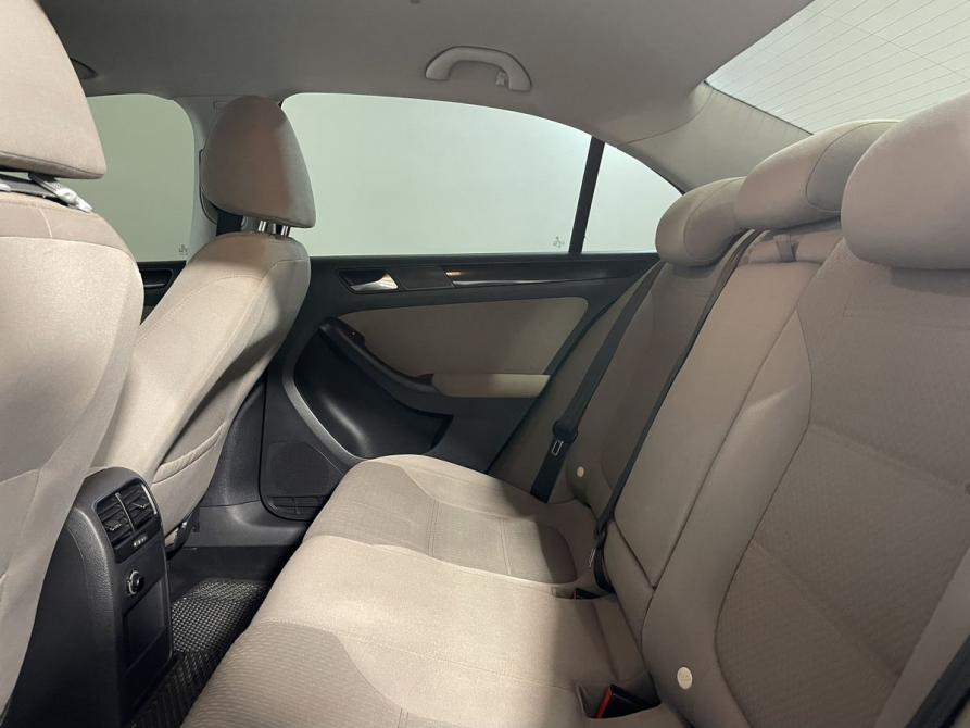Volkswagen Jetta VI Великий Новгород  - изображение 9