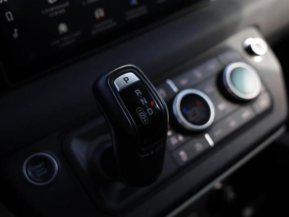 Land Rover Defender II с пробегом 2021 года, цена 4 660 000 рублей, 90623 км, внедорожник, Автокод Объявления
