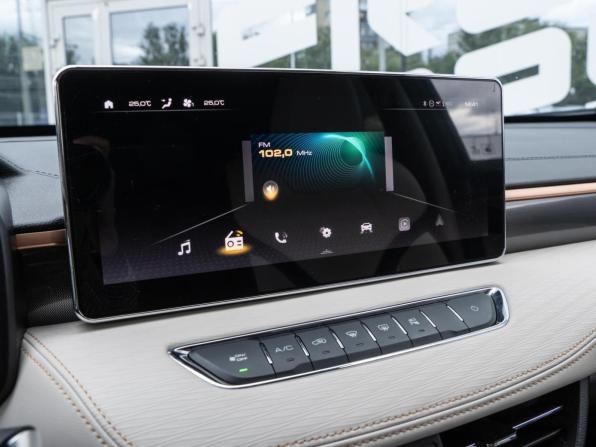 Haval Jolion I Рестайлинг с пробегом 2024 года, цена 2 012 500 рублей, 37465 км, внедорожник, Автокод Объявления