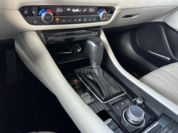 Mazda 6 III (GJ) Рестайлинг 2 с пробегом 2019 года, цена 2 610 000 рублей, 59587 км, седан, Автокод Объявления