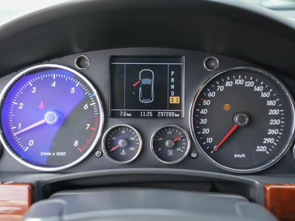 Volkswagen Touareg I с пробегом 2006 года, цена 780 000 рублей, 297278 км, внедорожник, Автокод Объявления