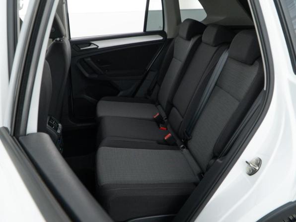 Volkswagen Tiguan II Рестайлинг с пробегом 2021 года, цена 2 099 050 рублей, 112820 км, внедорожник, Автокод Объявления