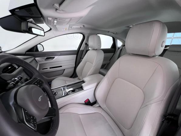 Jaguar XF II с пробегом 2017 года, цена 2 230 000 рублей, 95194 км, седан, Автокод Объявления