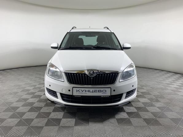 Skoda Roomster I Рестайлинг с пробегом 2014 года, цена 948 000 рублей, 49909 км, компактвэн, Автокод Объявления