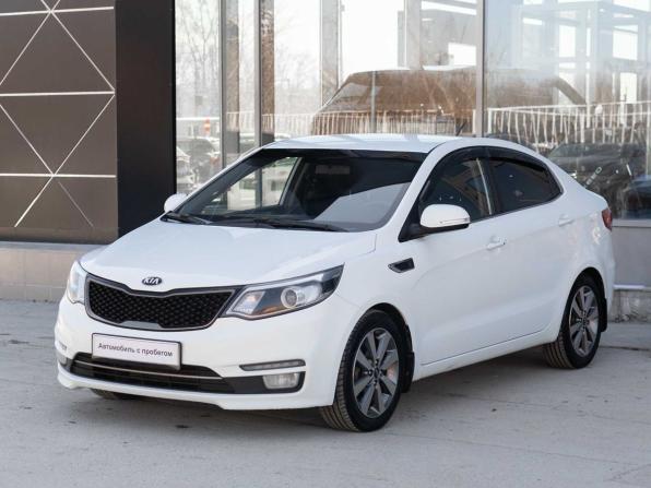 Kia Rio III Рестайлинг с пробегом 2015 года, цена 850 000 рублей, 297000 км, седан, Автокод Объявления