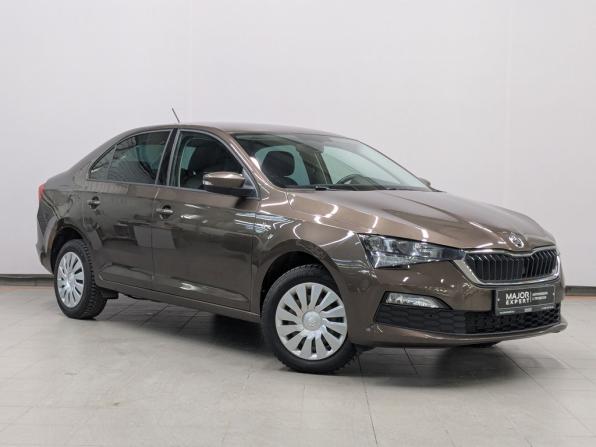Skoda Rapid II с пробегом 2022 года, цена 1 570 000 рублей, 113621 км, лифтбек, Автокод Объявления