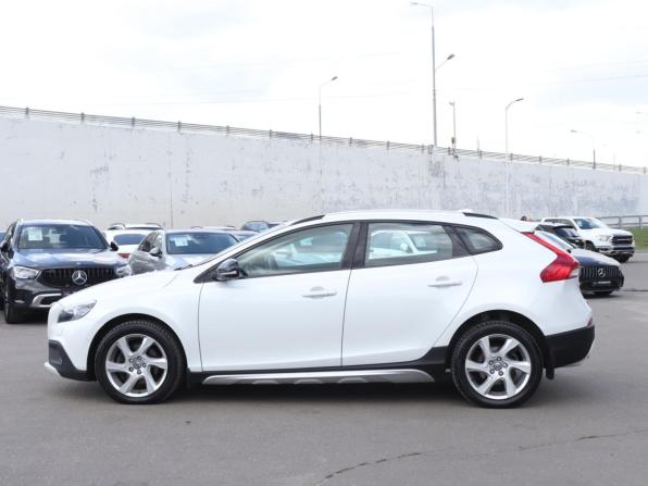 Volvo V40 II с пробегом 2014 года, цена 1 100 000 рублей, 193060 км, хэтчбек, Автокод Объявления