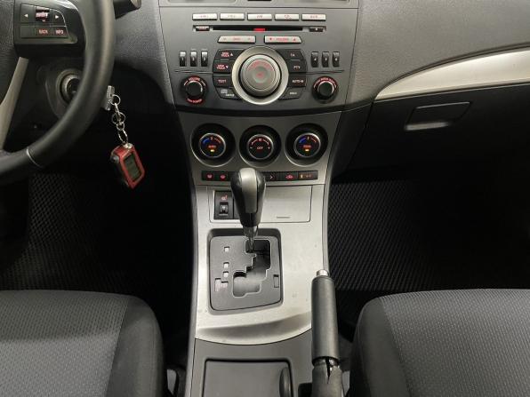 Mazda 3 II (BL) с пробегом 2010 года, цена 887 000 рублей, 212872 км, седан, Автокод Объявления