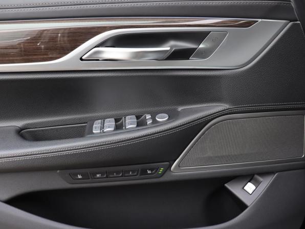 BMW 7 серии VI (G11/G12) Рестайлинг с пробегом 2019 года, цена 6 000 000 рублей, 93083 км, седан, Автокод Объявления