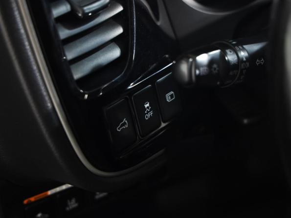 Mitsubishi Outlander III Рестайлинг 2 с пробегом 2018 года, цена 2 189 000 рублей, 121968 км, внедорожник, Автокод Объявления