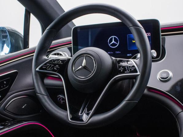 Mercedes-Benz EQS I с пробегом 2022 года, цена 6 720 000 рублей, 7242 км, лифтбек, Автокод Объявления