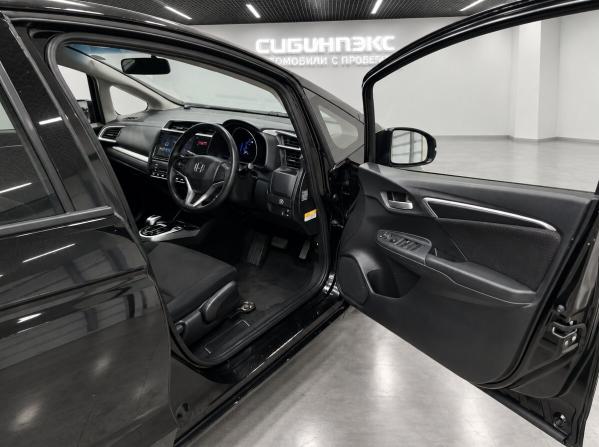 Honda Fit III с пробегом 2016 года, цена 840 500 рублей, 194234 км, хэтчбек, Автокод Объявления