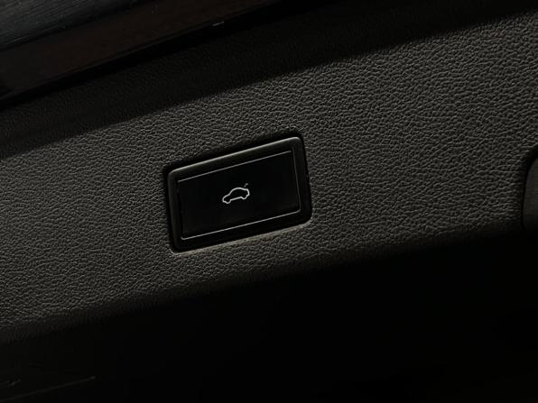 Volkswagen Touareg III с пробегом 2020 года, цена 3 999 000 рублей, 149662 км, внедорожник, Автокод Объявления