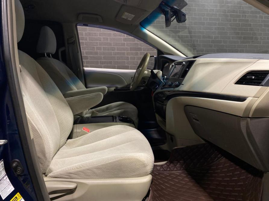 Toyota Sienna III Челябинск  - изображение 7