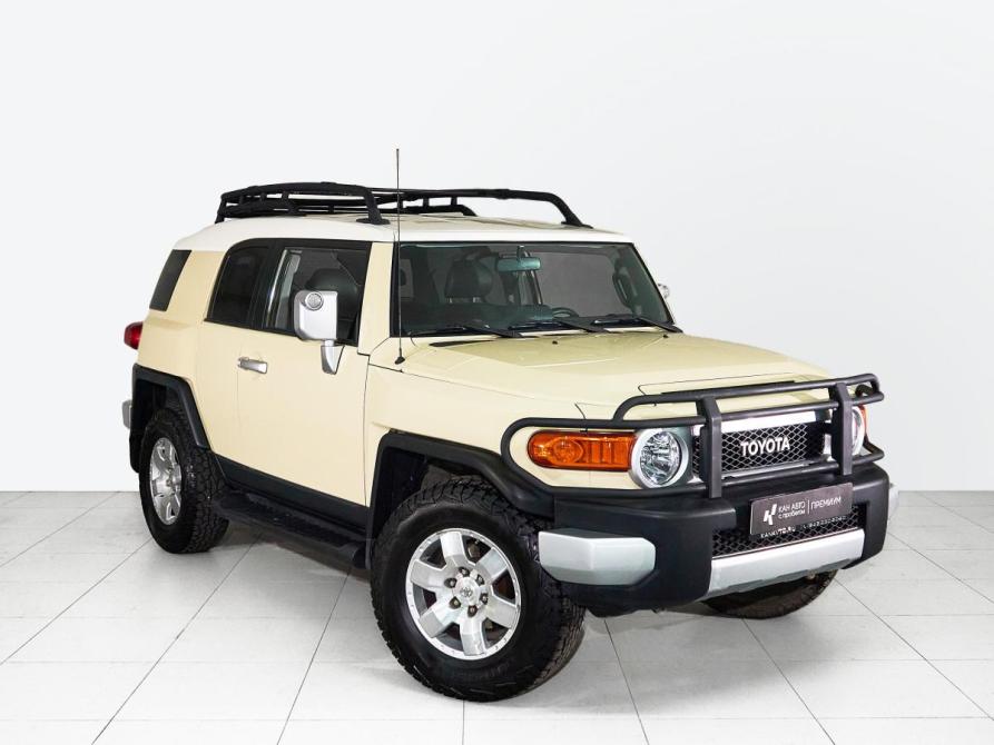 Toyota FJ Cruiser Казань  - изображение 3