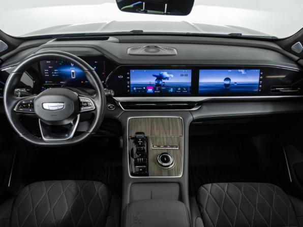 Geely Monjaro I Рестайлинг с пробегом 2025 года, цена 4 178 000 рублей, 4974 км, внедорожник, Автокод Объявления
