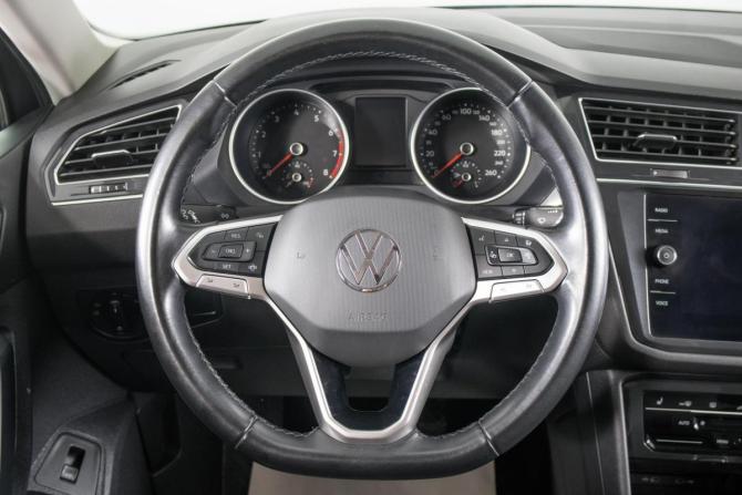 Volkswagen Tiguan II Рестайлинг с пробегом 2021 года, цена 3 150 000 рублей, 127654 км, внедорожник, Автокод Объявления