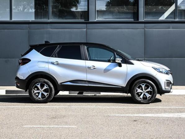 Renault Kaptur I Рестайлинг с пробегом 2021 года, цена 1 799 000 рублей, 76671 км, внедорожник, Автокод Объявления