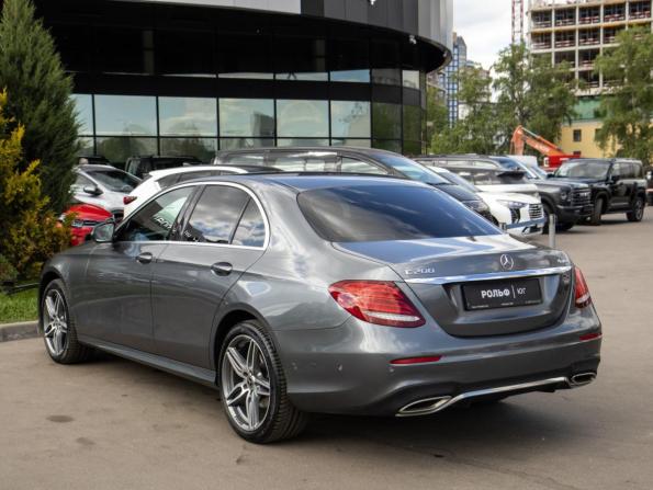 Mercedes-Benz E-Класс V (W213 S213 C238) с пробегом 2018 года, цена 3 628 000 рублей, 64500 км, седан, Автокод Объявления