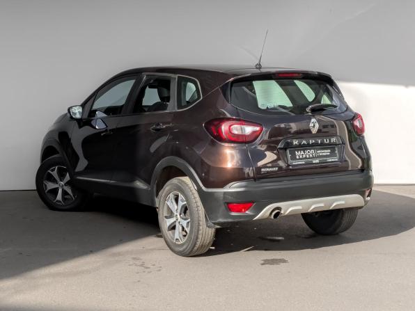 Renault Kaptur I с пробегом 2019 года, цена 1 295 000 рублей, 107943 км, внедорожник, Автокод Объявления