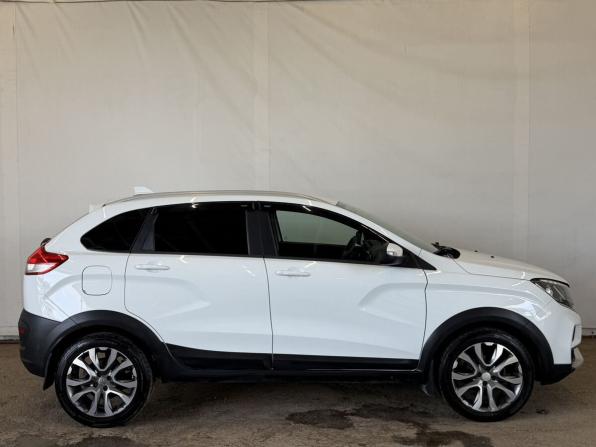 Lada (ВАЗ) XRAY I с пробегом 2019 года, цена 939 000 рублей, 112000 км, хэтчбек, Автокод Объявления