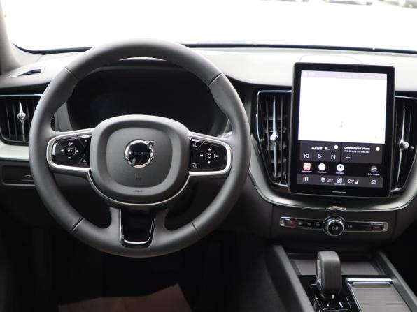 Volvo XC60 II Рестайлинг 2 с пробегом 2025 года, цена 6 290 000 рублей, 62 км, внедорожник, Автокод Объявления